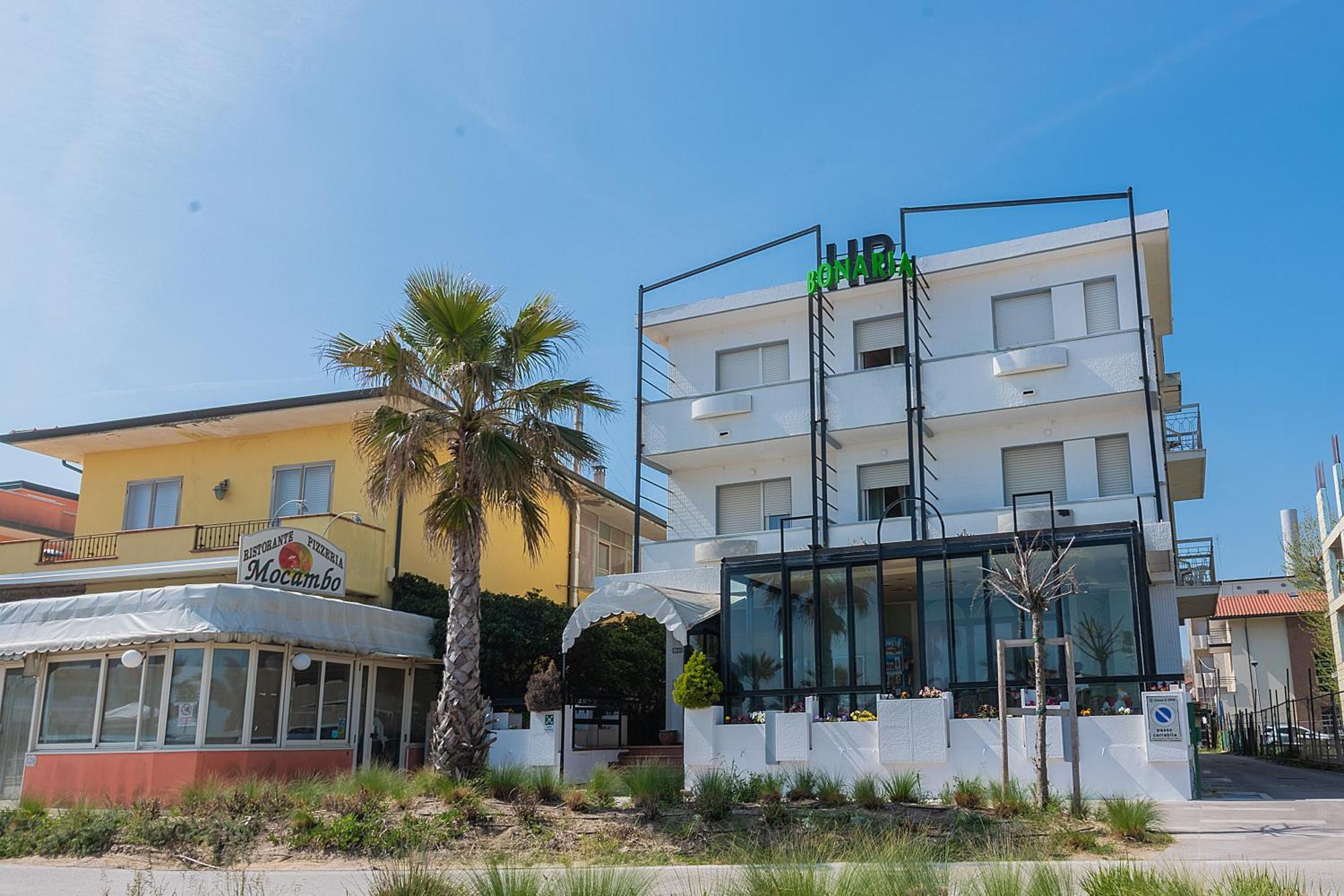 Hotel Bonaria Rimini Exterior photo